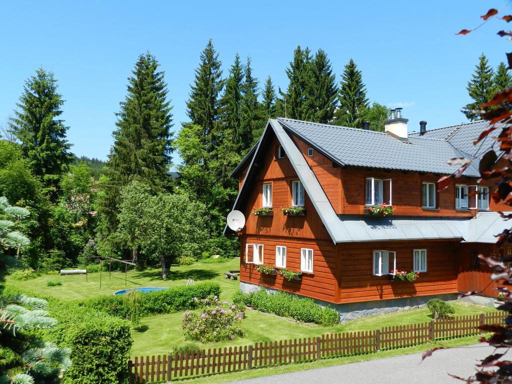 Chalupa U Beranu Hotel Harrachov Kültér fotó